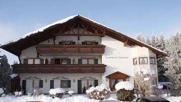 Bagian depan properti