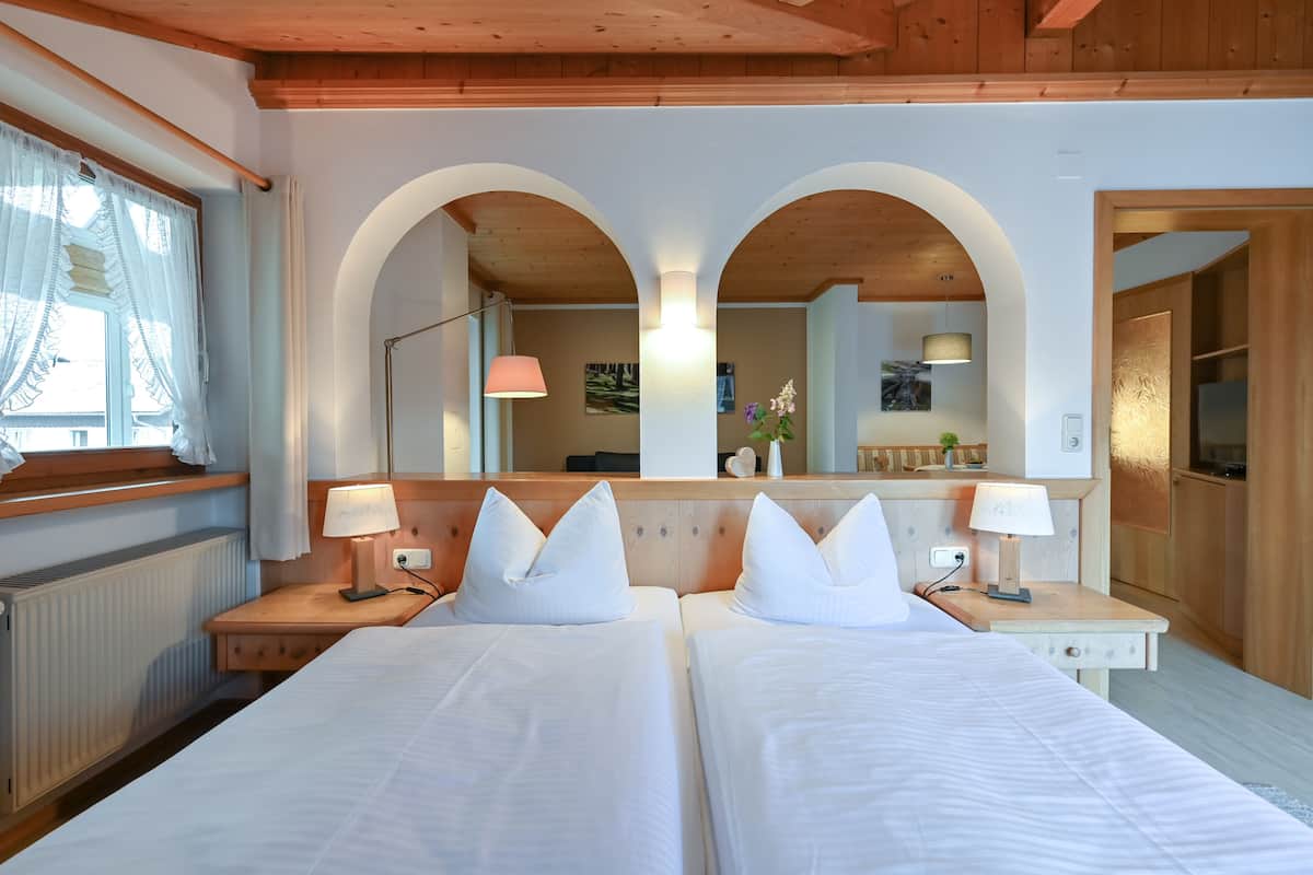Comfort Apartment, Mountain View, Mountainside | 1 bedroom, in-room safe, individually decorated, individually furnished