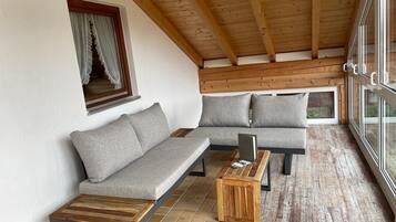 舒適公寓, 山景, 山旁 | 露台/庭院