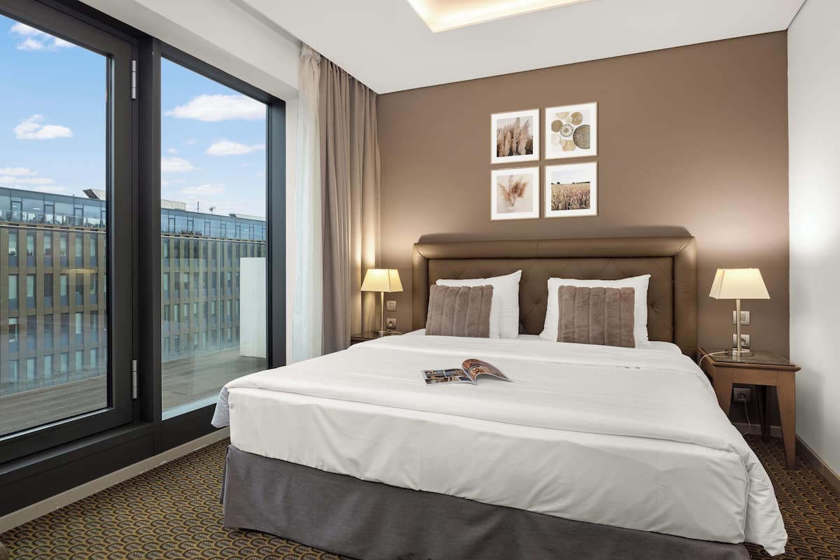 Executive Double or Twin Room, Balcony (with Sofa Bed) | Premium bedding, down comforters, minibar, in-room safe