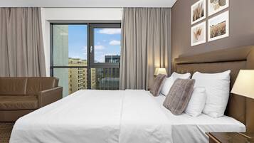 Comfort Suite, 2 Bedrooms, 2 Bathrooms | Premium bedding, down comforters, minibar, in-room safe