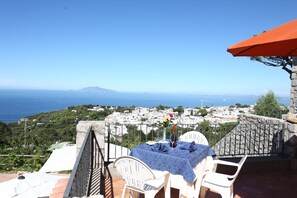 Kahden hengen superior-huone, patio | Terassi/patio