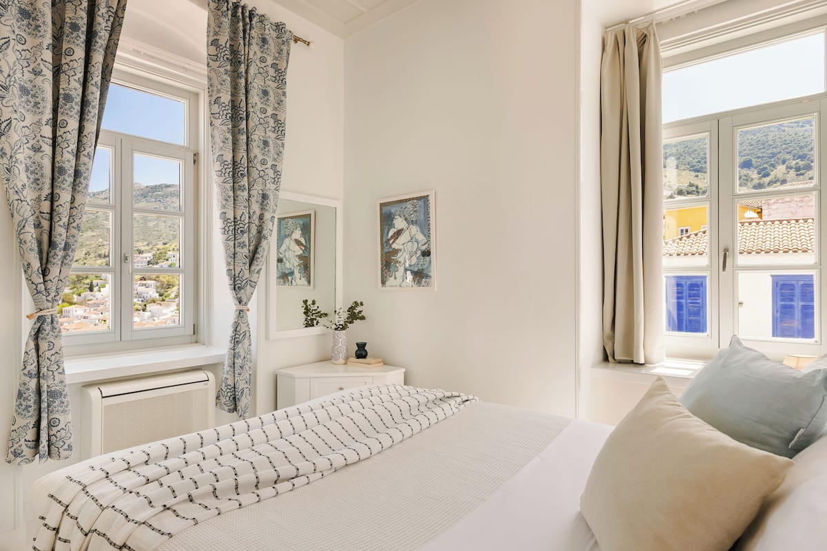 Suite Deluxe, vistas al mar | Minibar, caja fuerte, sistema de insonorización y wifi gratis