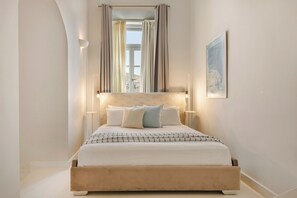 Minibar, in-room safe, soundproofing, free WiFi - Hydra Hotel (Hydra)