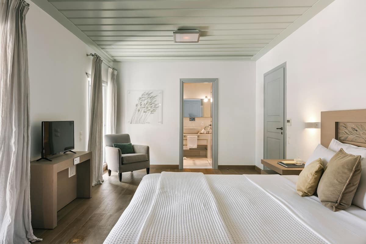 Hydrea Suite with Sea View Private Balcony | 1 chambre, coffre-fort, accĂšs au Wi-Fi (inclus), literie fournie