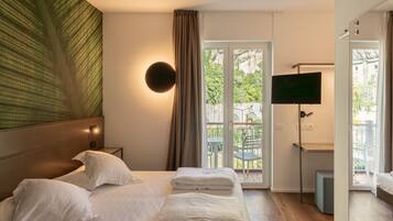 Standard Single Room, Balcony, Mountain View | In-room safe, desk, blackout drapes, soundproofing
