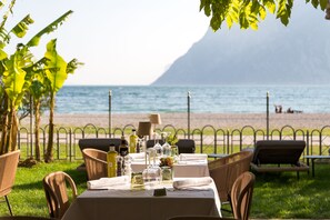 Aperto a colazione, pranzo e cena