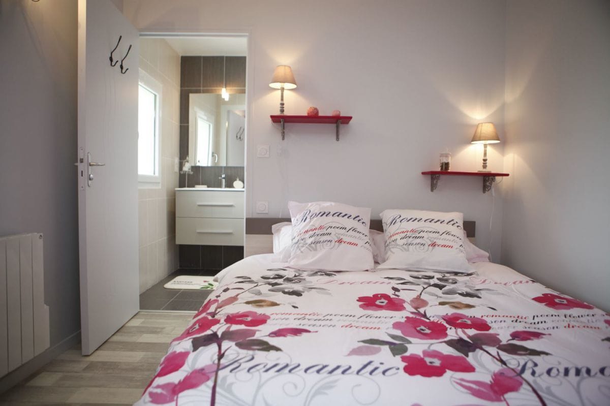 Comfort Double Room (La Britannique) | Premium bedding, desk, soundproofing, free WiFi