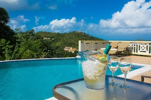 Deluxe Suite, 1 Bedroom, Partial Ocean View, Poolside | Outdoor pool
