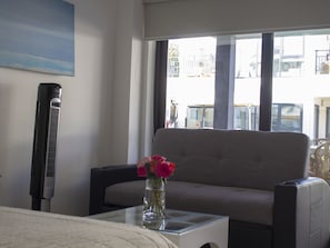 Premium bedding, down duvets, memory-foam beds, in-room safe - Villas Grand Gardenia (Atlixco)