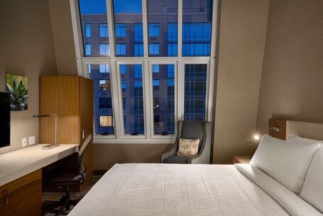 Hilton Garden Inn New York Times Square South - Image 13