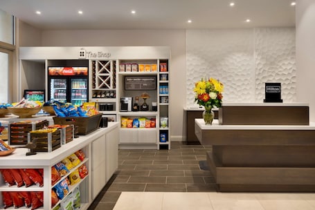 Hilton Garden Inn New York Times Square South - Image 23