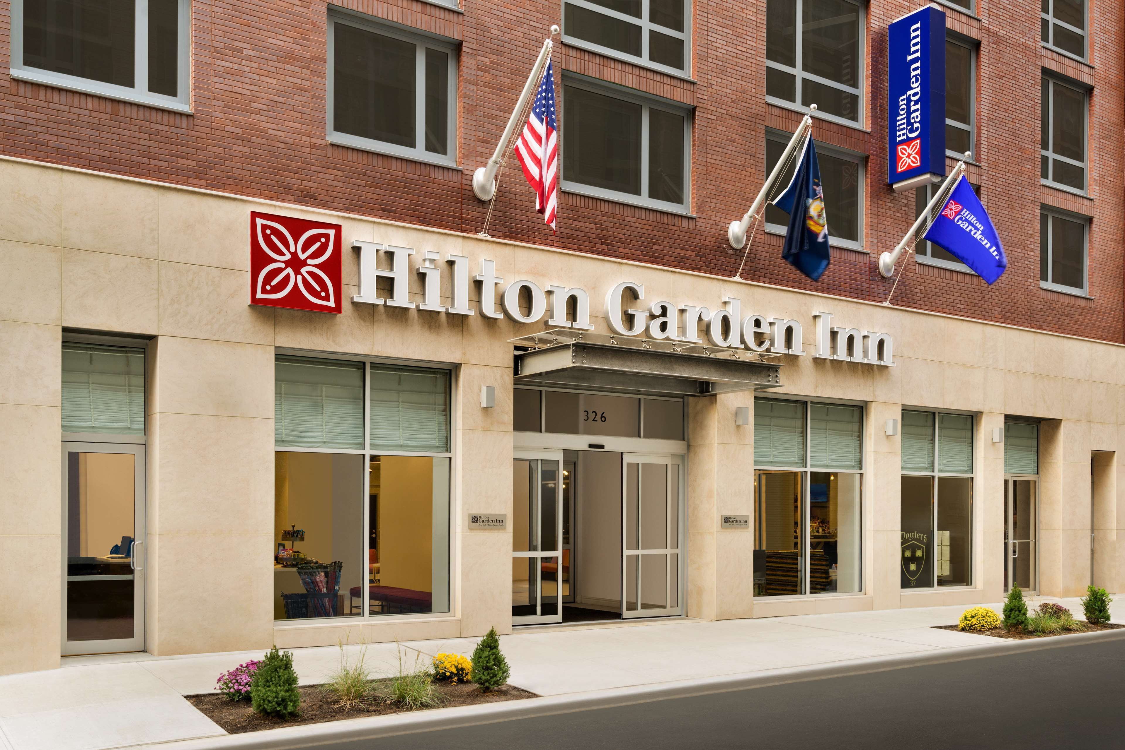 Photo - Hilton Garden Inn New York Times Square South