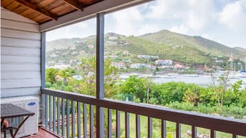 Appart'hÎtel Supérieur, 2 chambres, vue jardin | Balcon