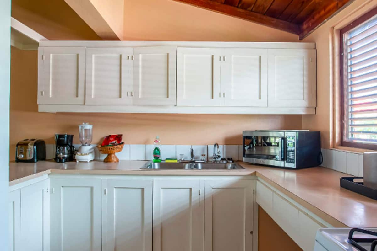 superior condo, 2 bedrooms, garden view | private kitchen | mini-fridge, coffee/tea maker