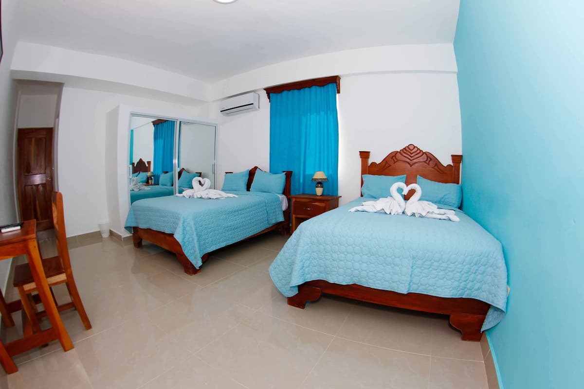 Double Room | In-room safe, free cots/infant beds, free WiFi