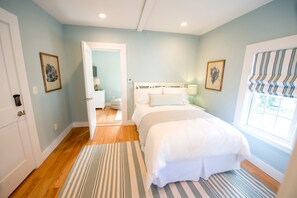 Room - The Newport Inn (Newport)