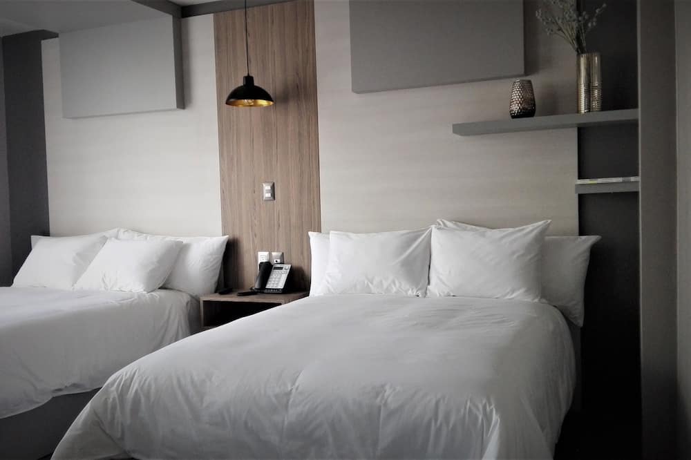 ESDUMA HK Hotel Pachuca