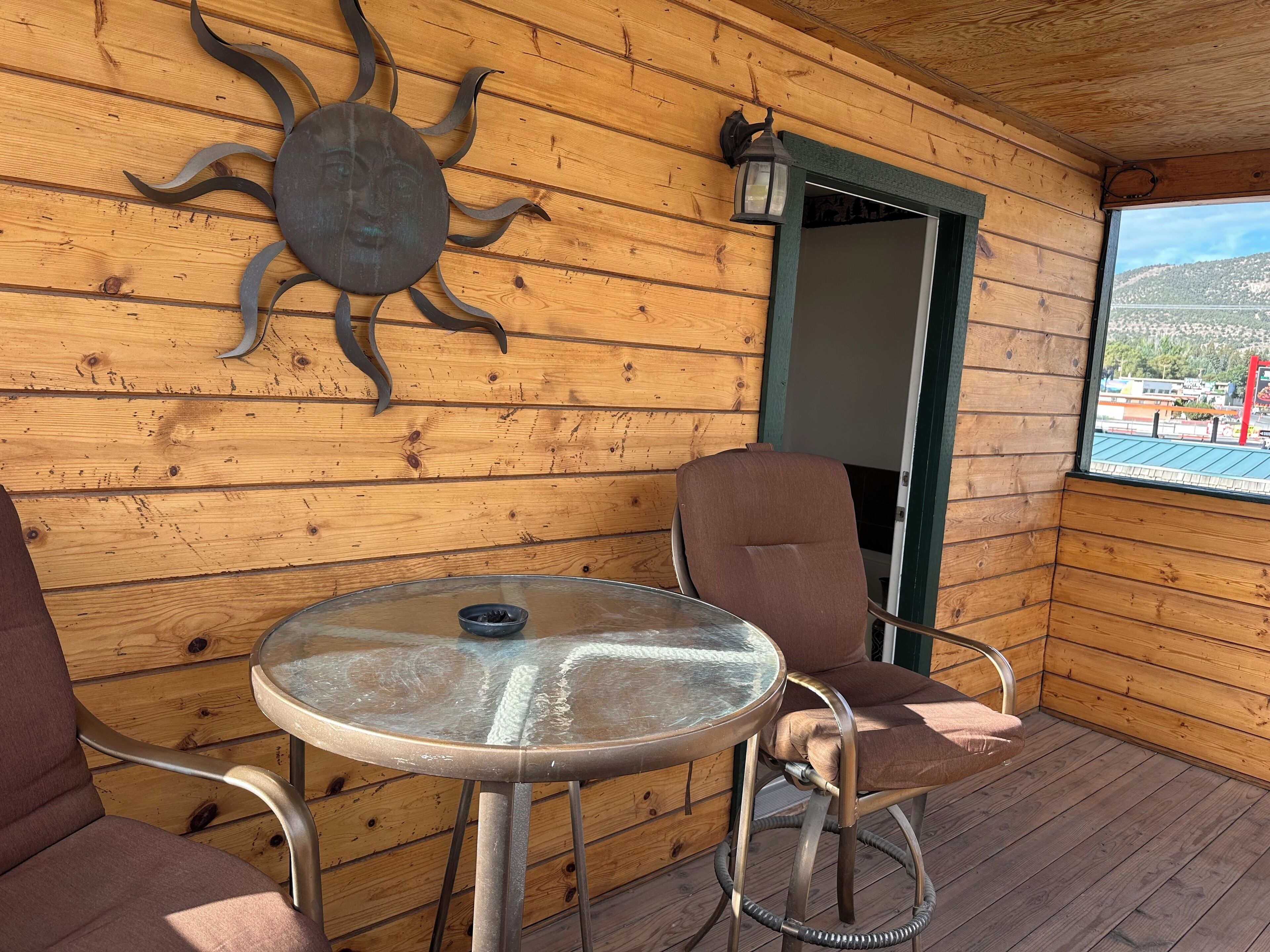 Suite pour lune de miel, 1 très grand lit, balcon, vue sur la montagne | Terrasse/patio