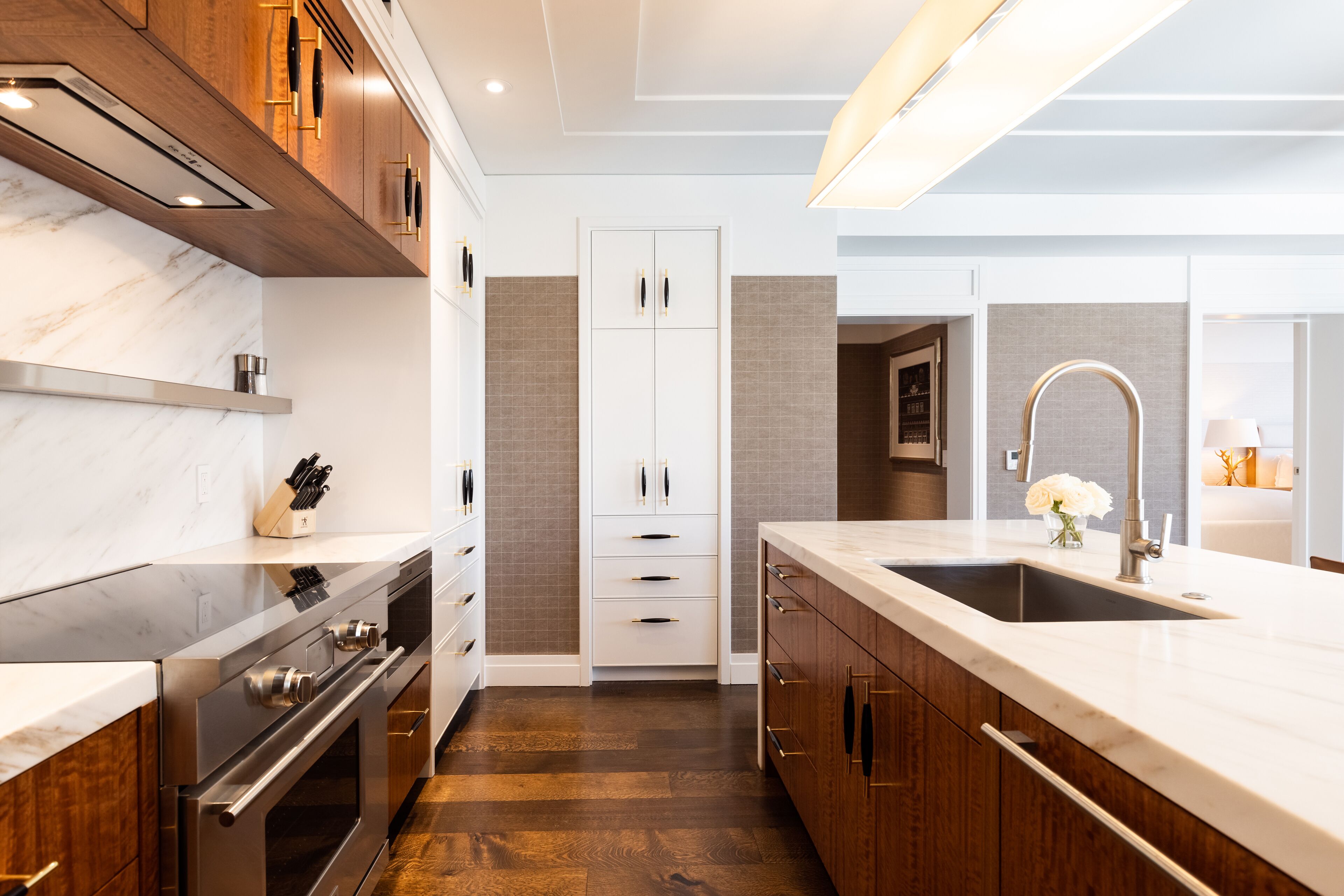 fridge, microwave, espresso maker, coffee/tea maker