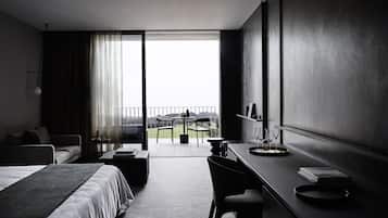 Habitación, bañera (Vineyard including Breakfast) | Ropa de cama de alta calidad y minibar (con algunos artículos gratuitos)