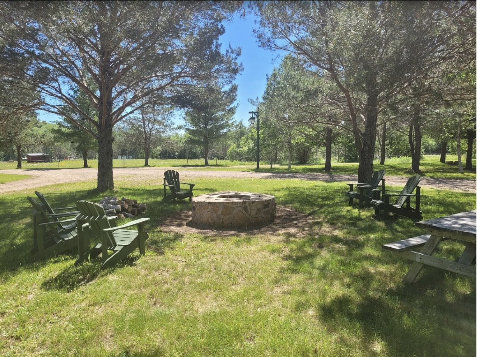 Kawasan BBQ/berkelah