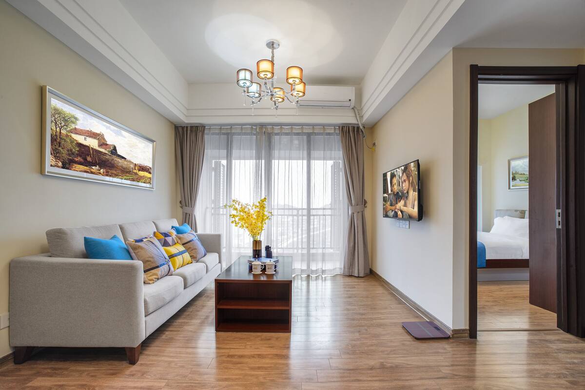 1 Schlafzimmer, Schreibtisch, Verdunkelungsvorhänge