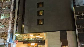 Front of property - evening/night