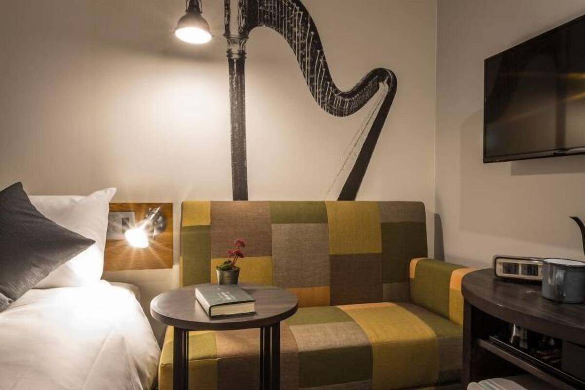 Down comforters, iron/ironing board (on request), WiFi (free)