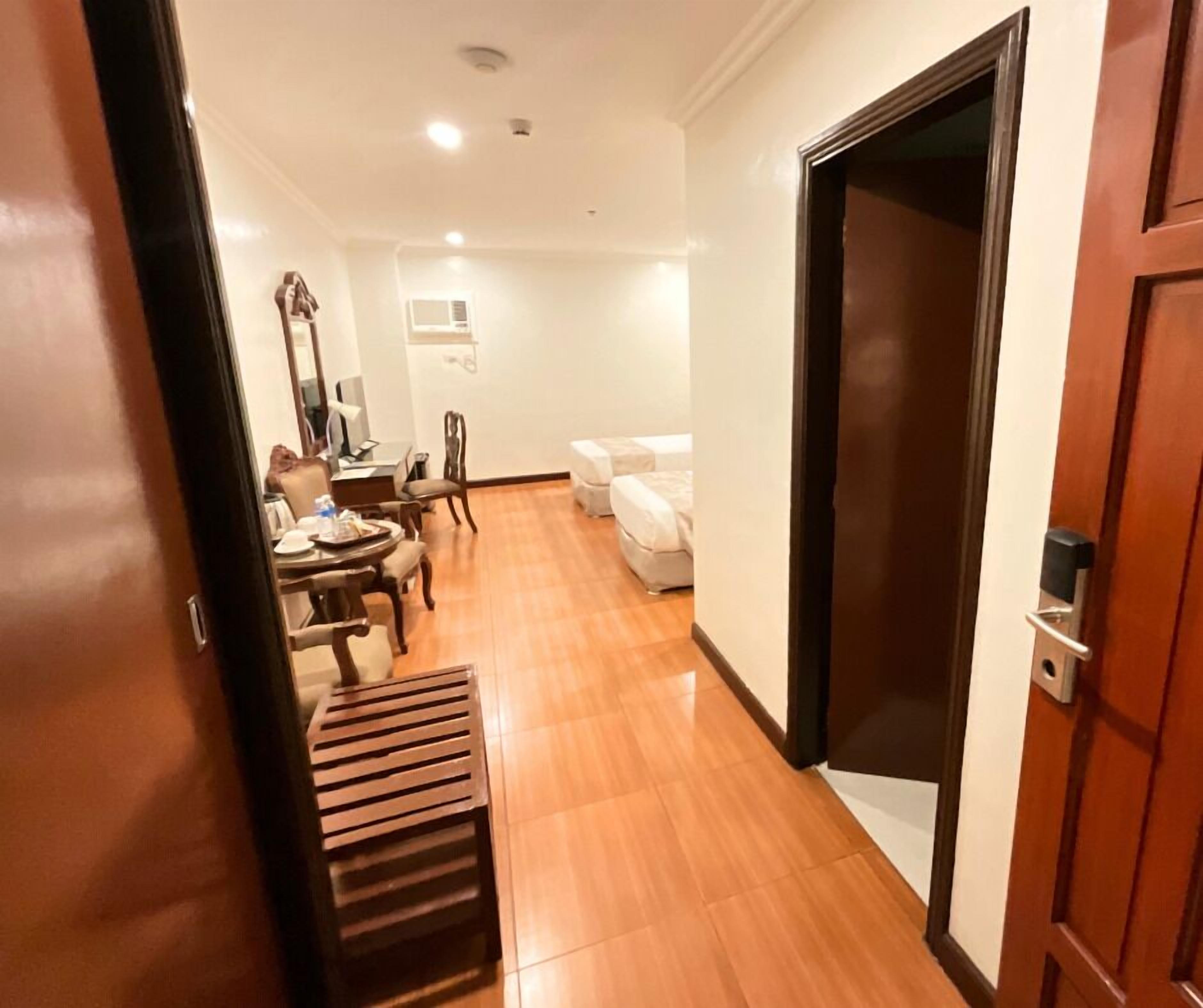 In-room safe, desk, blackout drapes, free WiFi