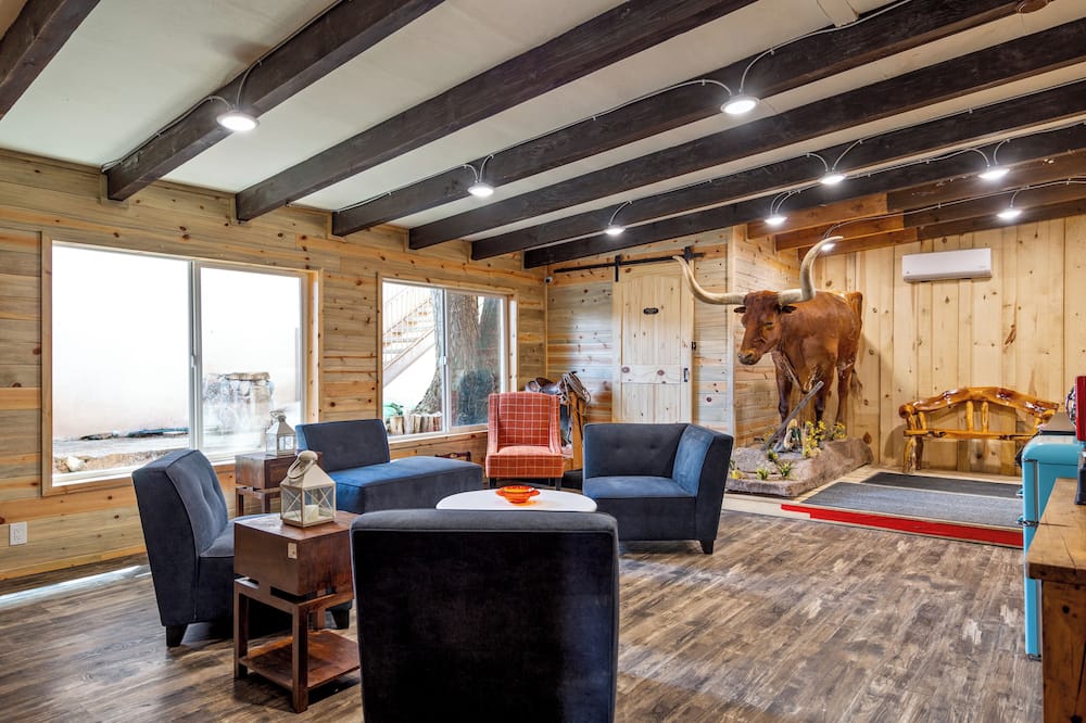 Reed's Lodge
