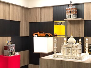 Lobby sitting area - Fairytale YiSu Hot Spring Hotel (Jiaoxi)