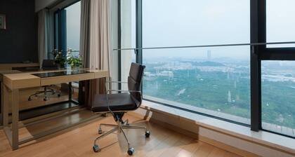 Yicheng Apartment PaZhou Poly World Center