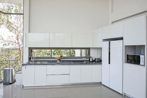 5 Bedrooms Private Pool Villa | Private kitchen