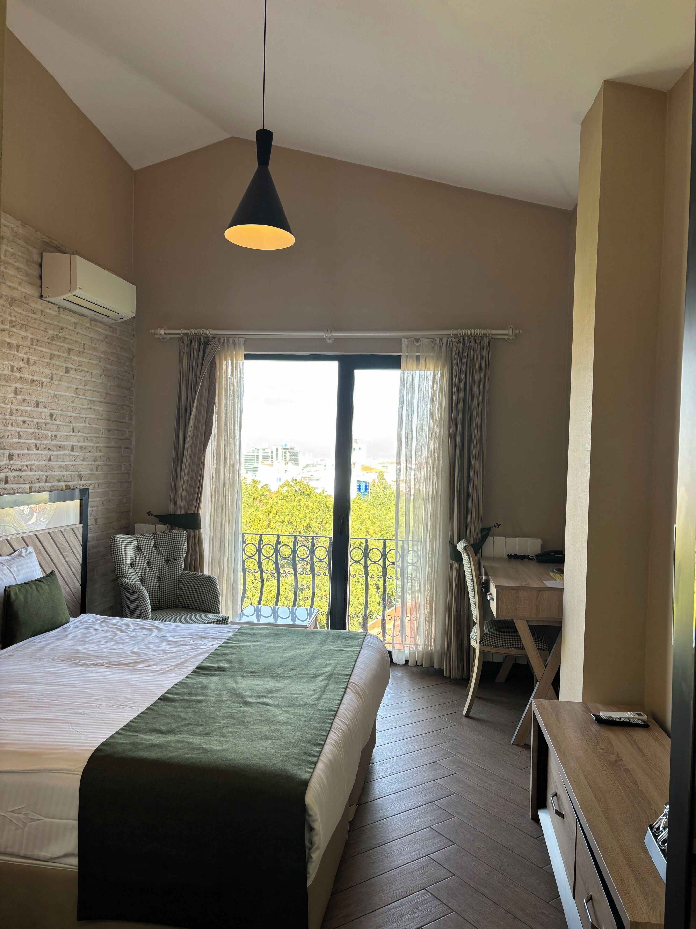 Premium bedding, memory foam beds, minibar, in-room safe