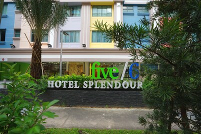 five6 Hotel Splendour