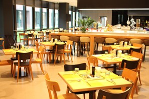 Restaurant - Intercity Hotel Qingdao (Qingdao)