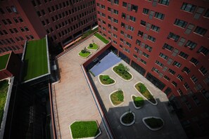 Terrace/patio - Intercity Hotel Qingdao (Qingdao)
