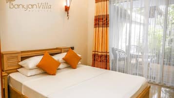 1 bedroom, premium bedding, minibar, in-room safe