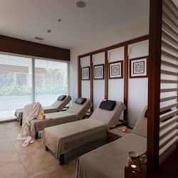 Sauna, bilik wap, mandi tangas / hammam, rawatan badan, rawatan muka