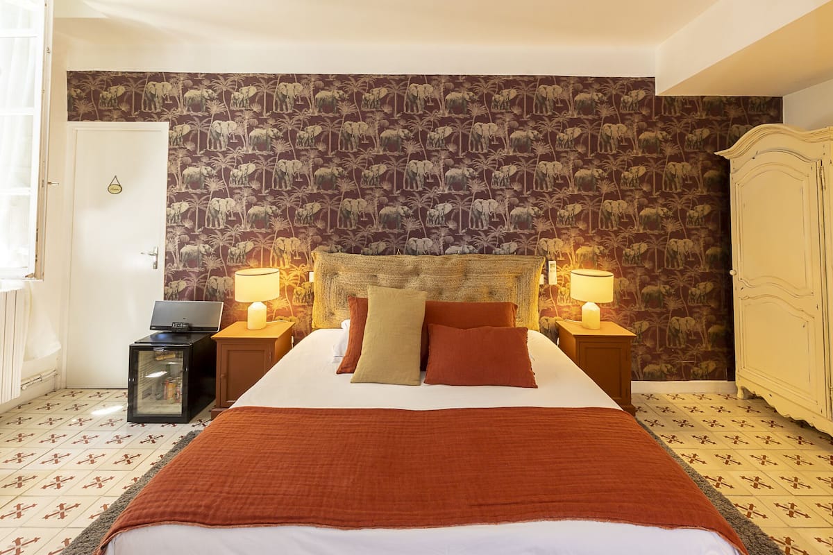 Comfort Double Room | 2 bedrooms, premium bedding, in-room safe, individually decorated