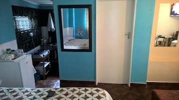 Apartment, 1 Bedroom | Egyptian cotton sheets, premium bedding, down comforters