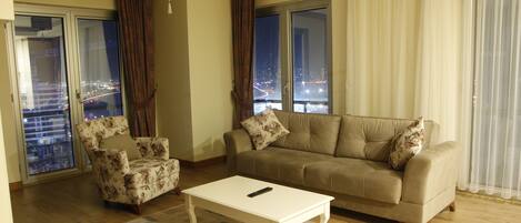 Business-Apartment | 1 Schlafzimmer, Schreibtisch, kostenloses WLAN