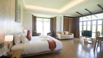 Individually decorated, desk, laptop workspace, free WiFi