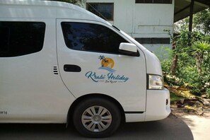 Airport shuttle - Krabi Holiday Sea Resort (Krabi)