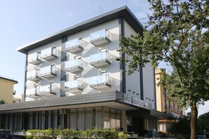 Front of property - Hotel Domingo (Jesolo)