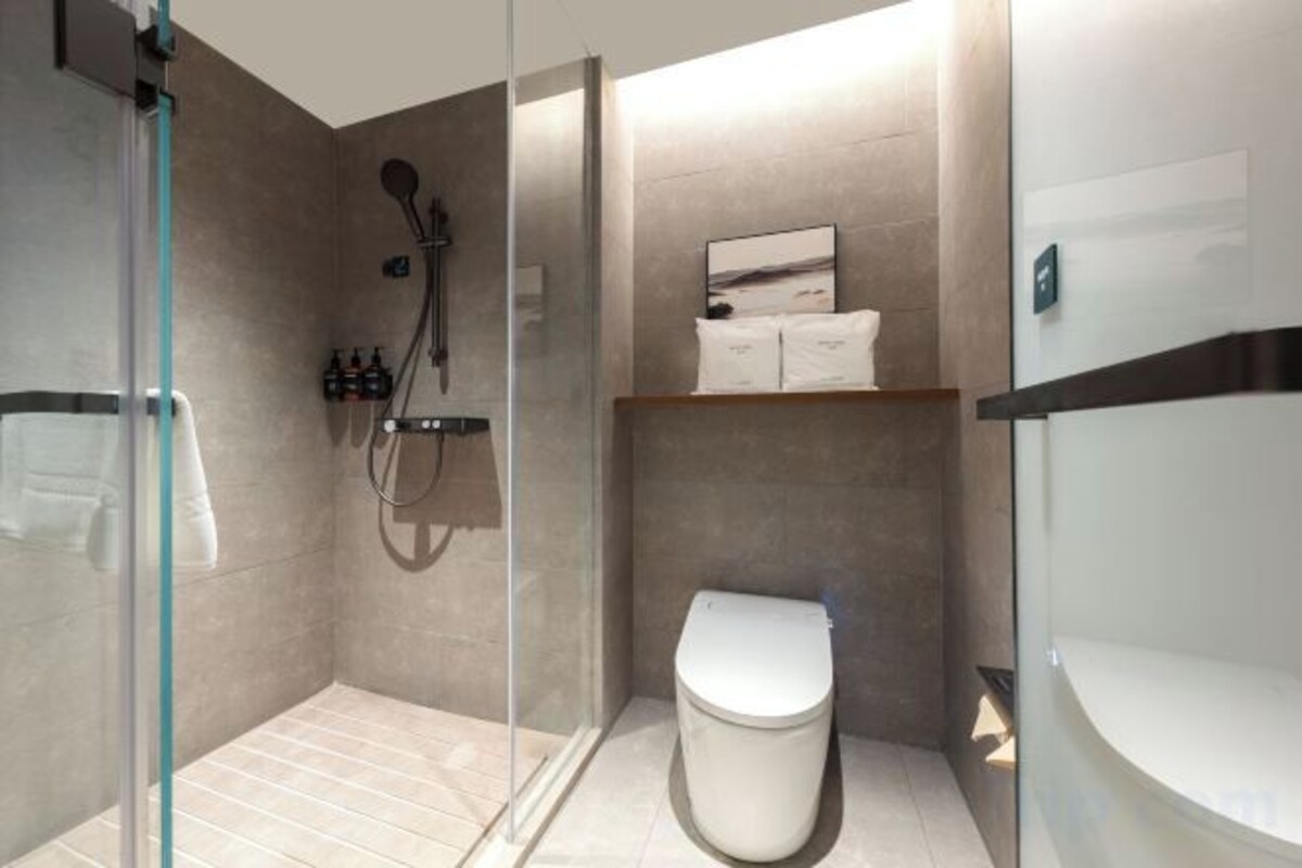 Baño | Ducha, secador de pelo, albornoces y toallas