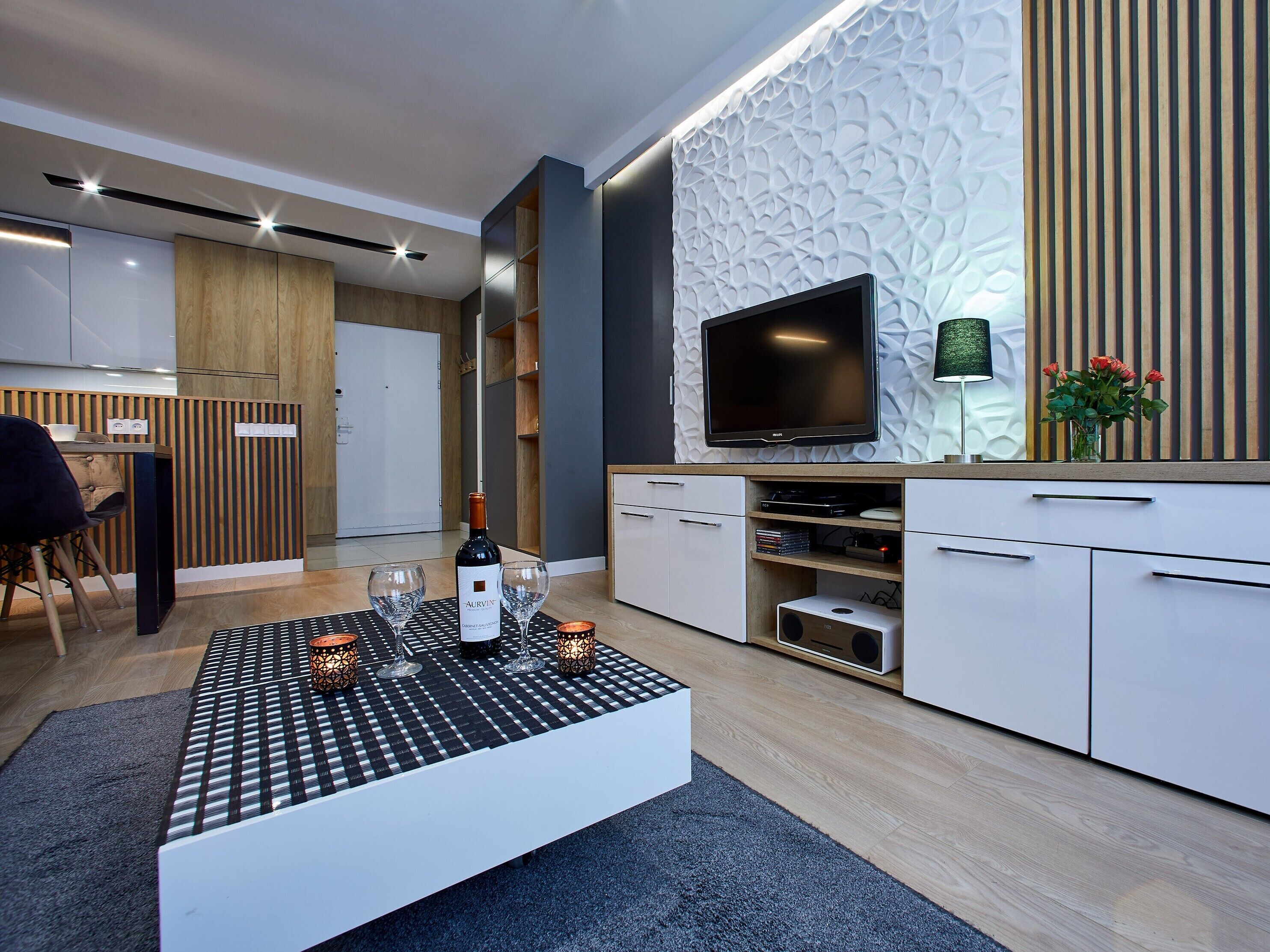 Leilighet – comfort, 1 soverom, balkong | Oppholdsområde | Flatskjerm-TV