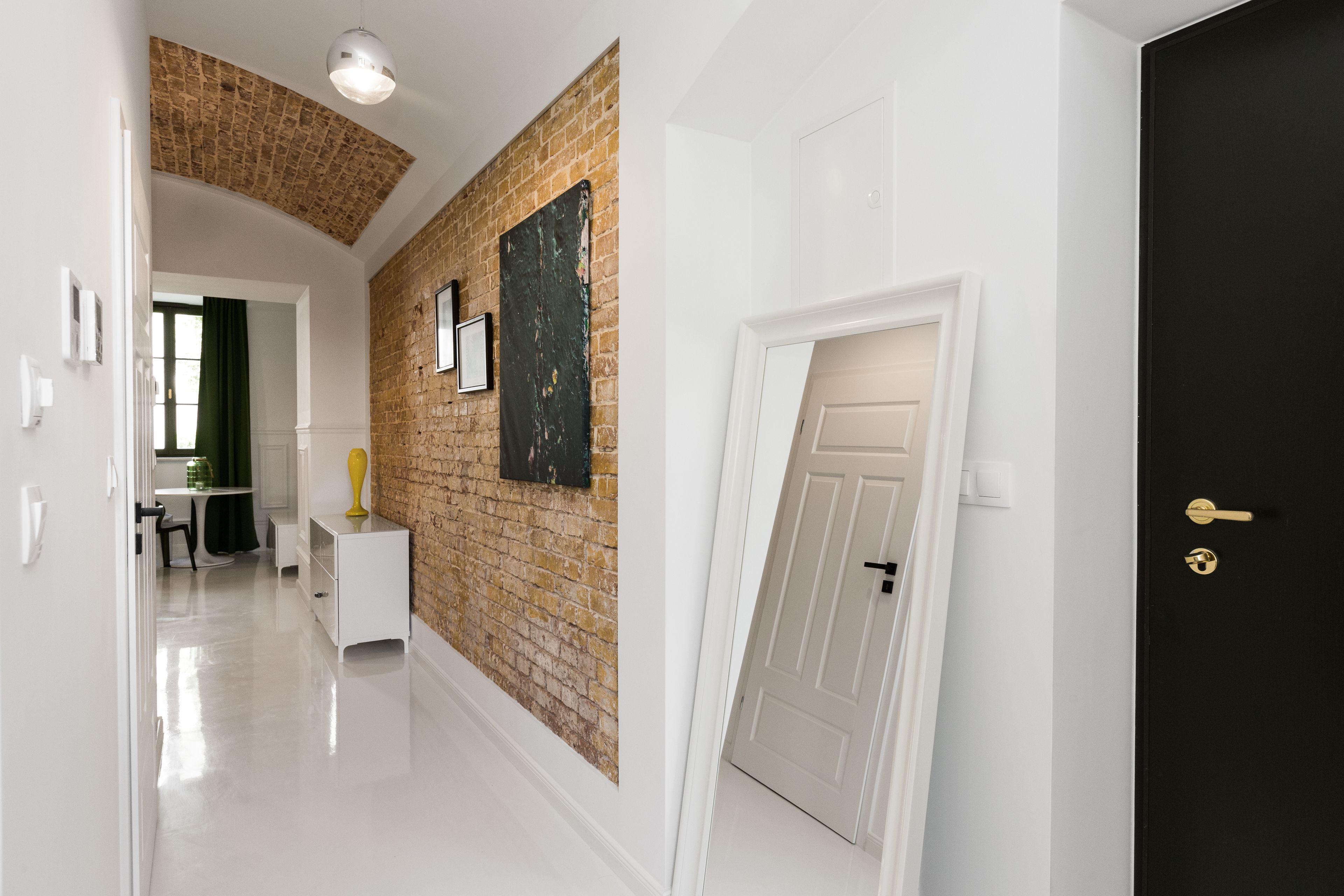 deluxe apartment, 1 bedroom | premium bedding, individually decorated, soundproofing