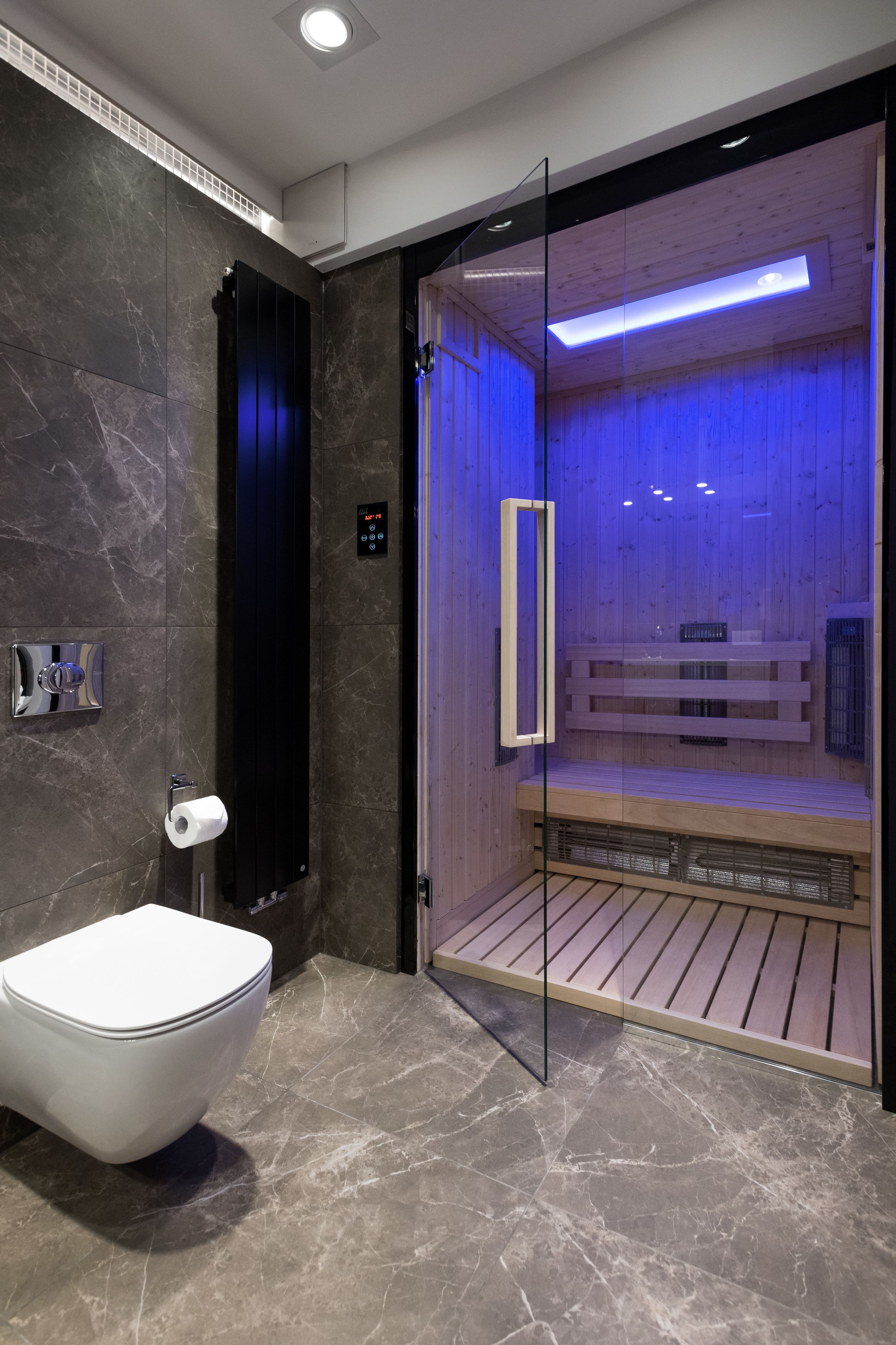 royal apartment, 2 bedrooms, sauna, garden view | bathroom | shower, rainfall showerhead, free toiletries, hair dryer